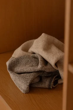 Lapuan Kankurit KIVI pellavapyyhe^ Pellavapyyhkeet