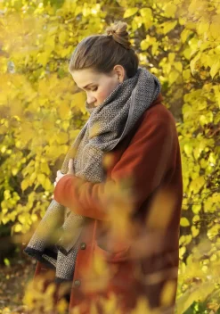 Lapuan Kankurit KOLI villahuivi^ Shaalit & Huivit